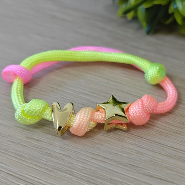 Corazón alargado y estrella - Pulsera