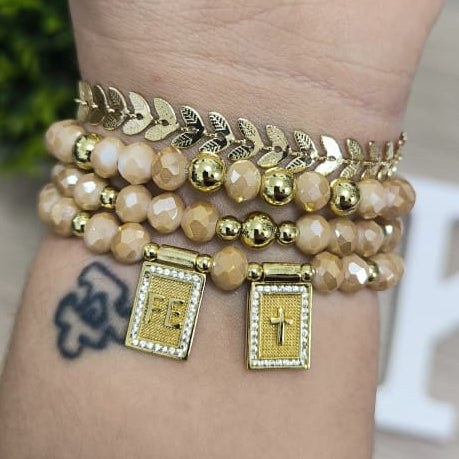 Fe y cruz en lámina - Set de pulseras - Beige