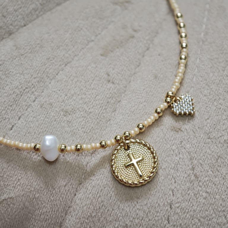 Medallón con cruz - Collar - Durazno