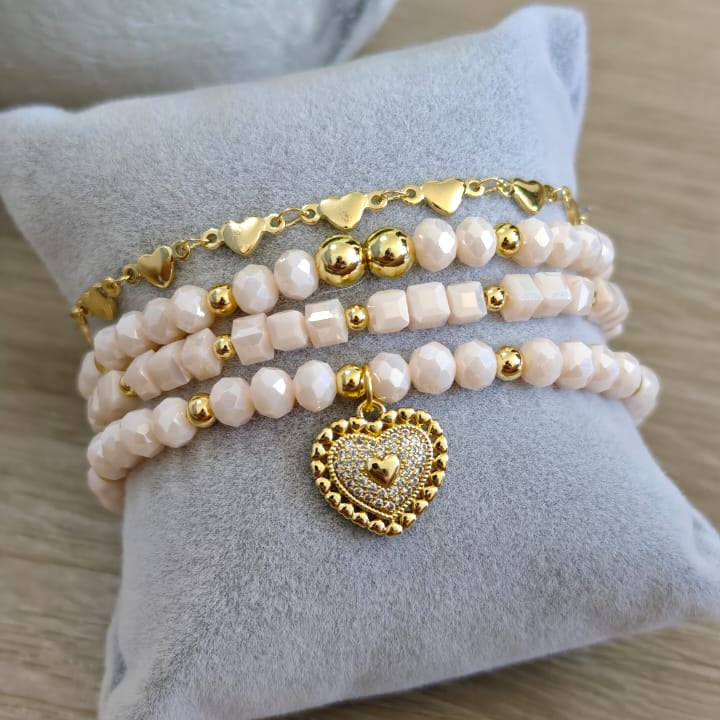 Delicado corazón - Set de pulseras - Beige