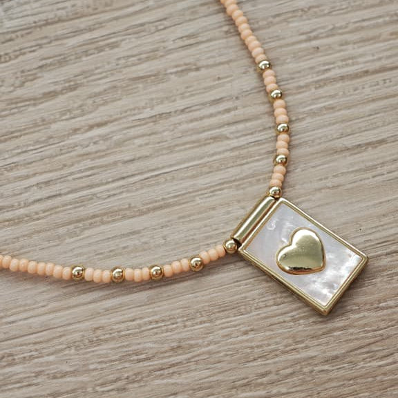 Corazón en nácar - Collar - Coral